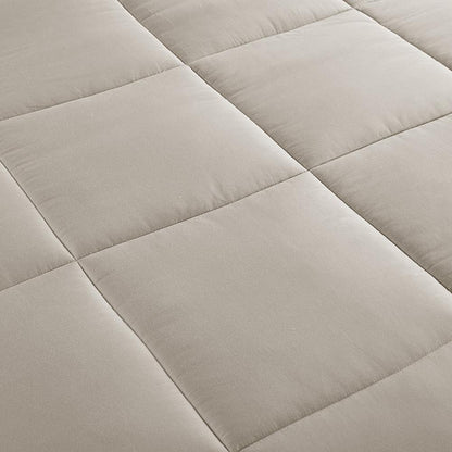300 Thread Count Cotton Shell Luxury Down Alternative Comforter