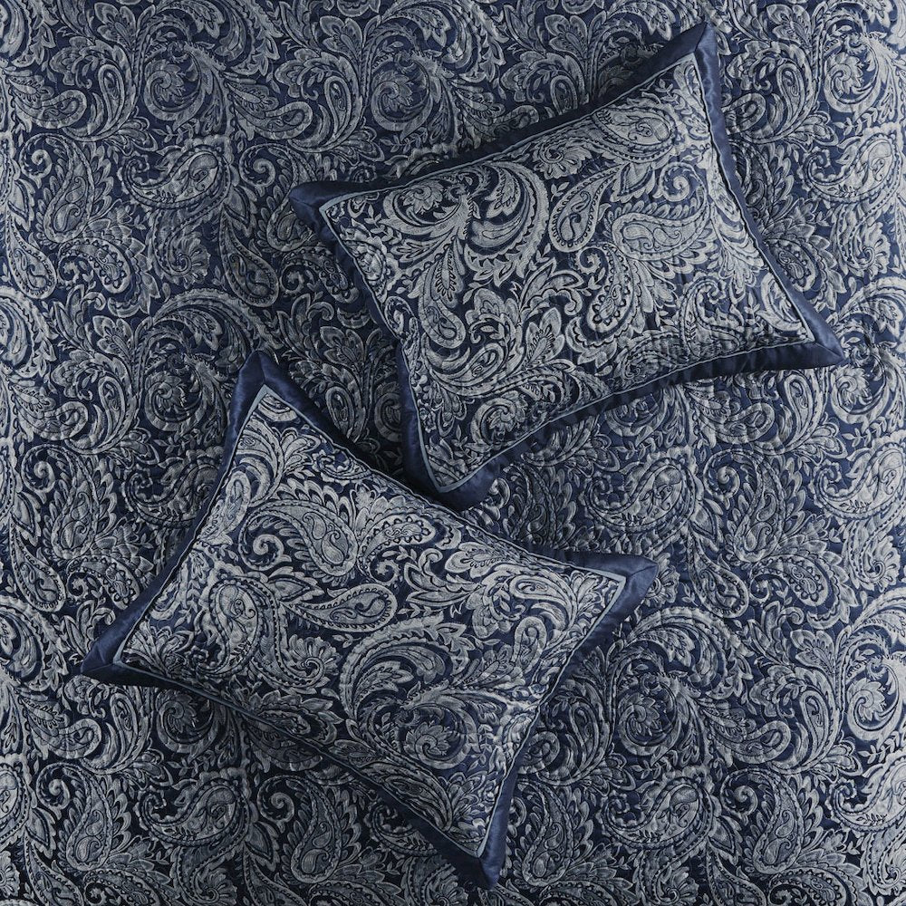 5 Piece Jacquard Bedspread Set with Throw Pillows