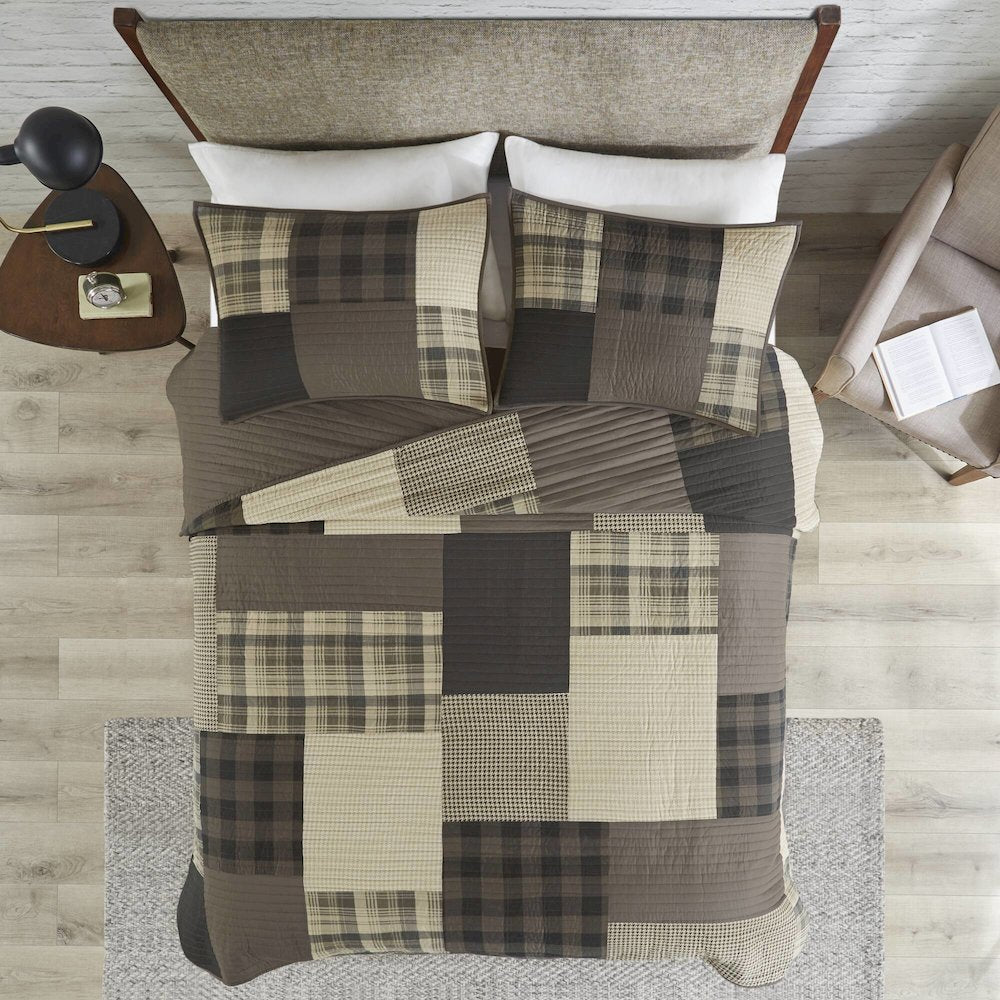 Winter Hills Oversized Cotton Quilt Set, Tan color