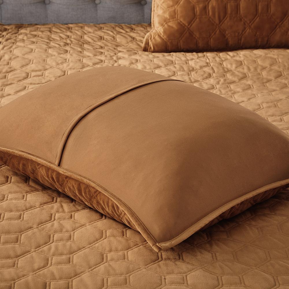 Harper 3 Piece Velvet Quilt Set, Rust color