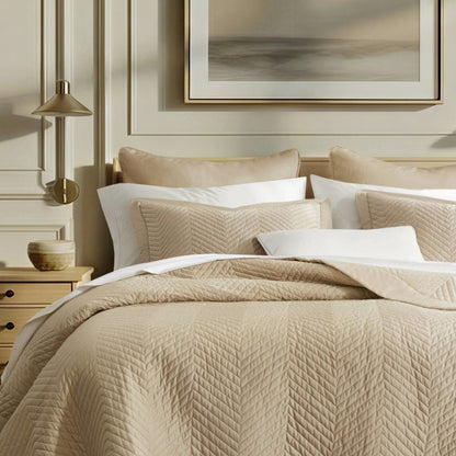 Liam Hotel 3 Piece Cotton Quilt Set