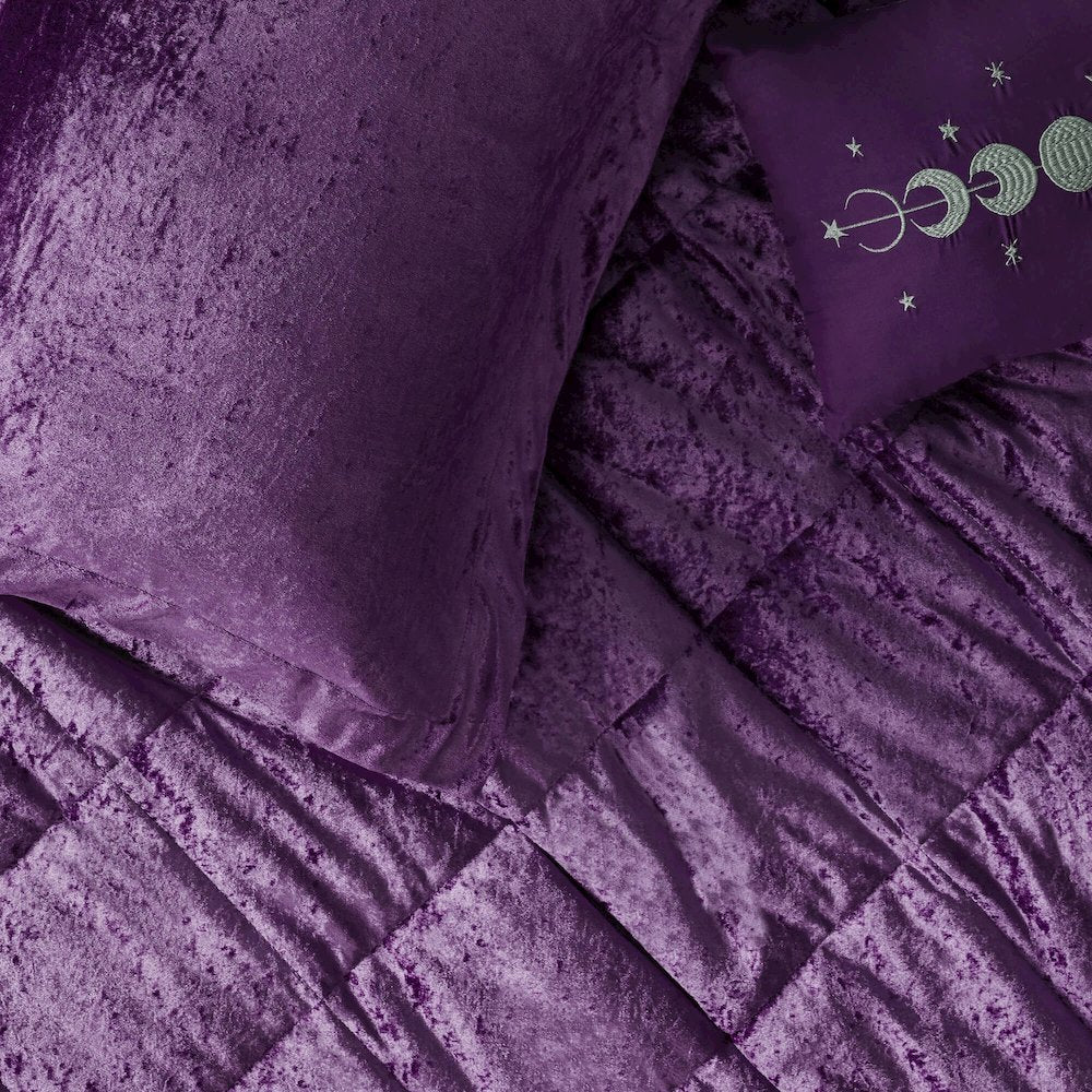 Felicia Velvet Comforter Set with Throw Pillow, Purple color