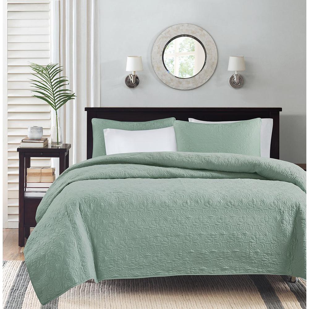 Quebec 3 Piece Reversible Quilt Set, Seafoam color