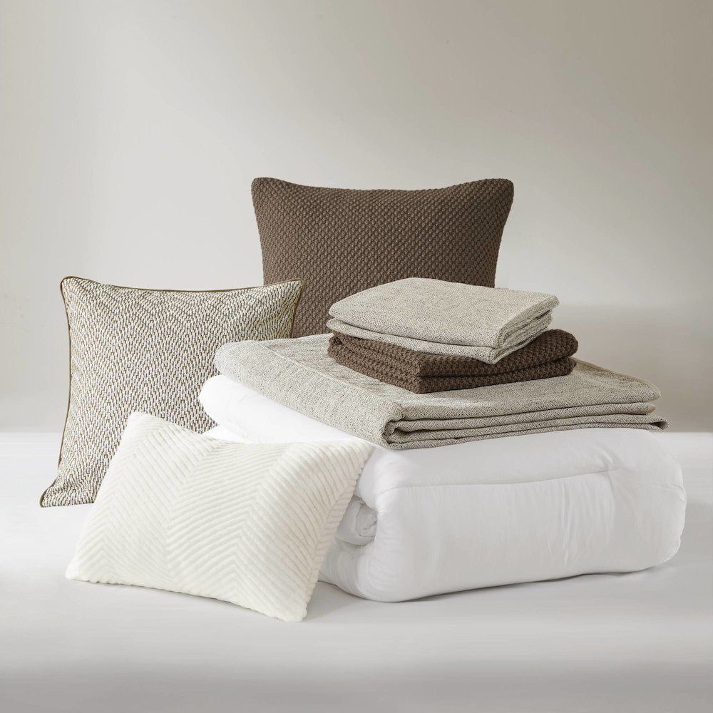 Chapman Comforter Set, Nuetual Ivory color