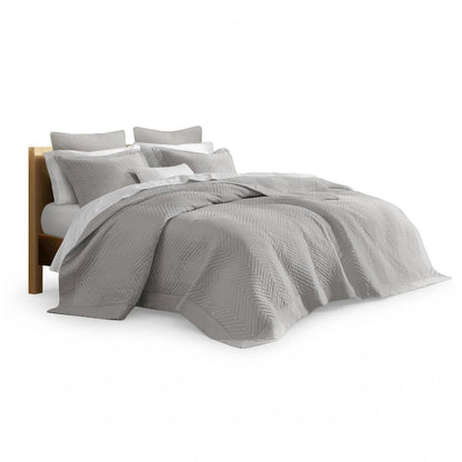 Liam Hotel 3 Piece Cotton Quilt Set