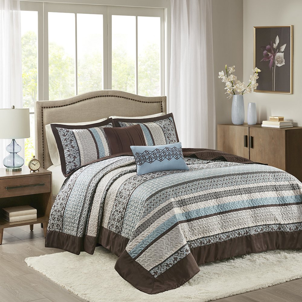 5 Piece Reversible Jacquard Bedspread Set