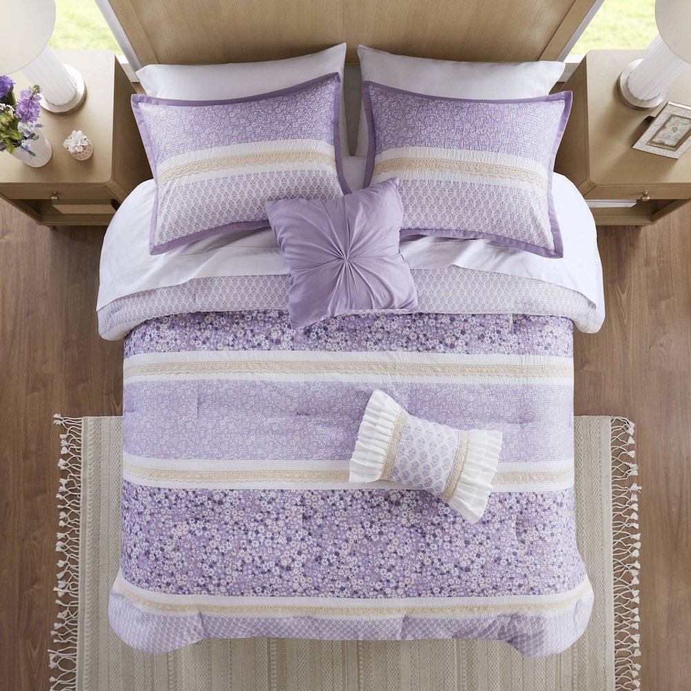 5 Piece Seersucker Comforter Set with Throw Pillows