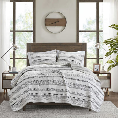 3 Piece Printed Microfiber Seersucker Quilt Set