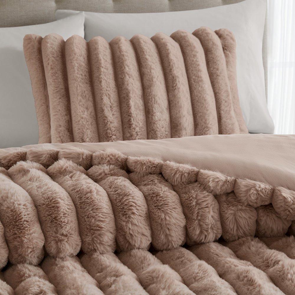 Jasmine 3 Piece Faux Fur Comforter Set