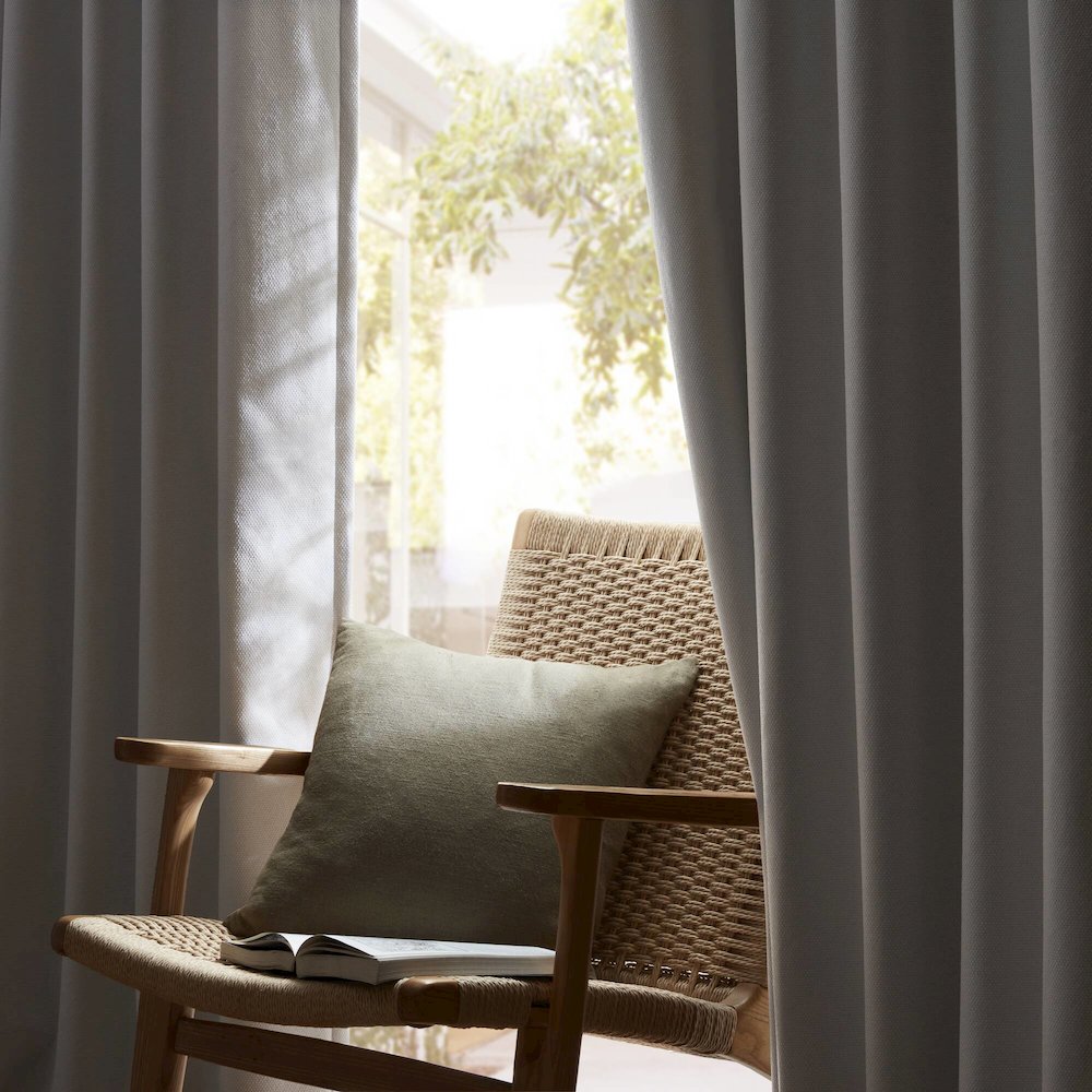 Karien Sound blocking/Total blackout curtain panel pair
