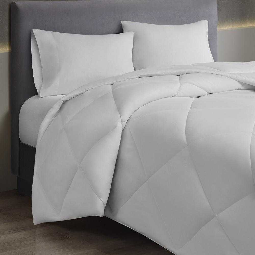 Oversized Down Alt Comforter with HeiQ Smart Temp Treatment