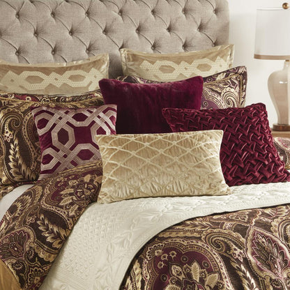 Julius 4 Piece Comforter Set, Burgundy color