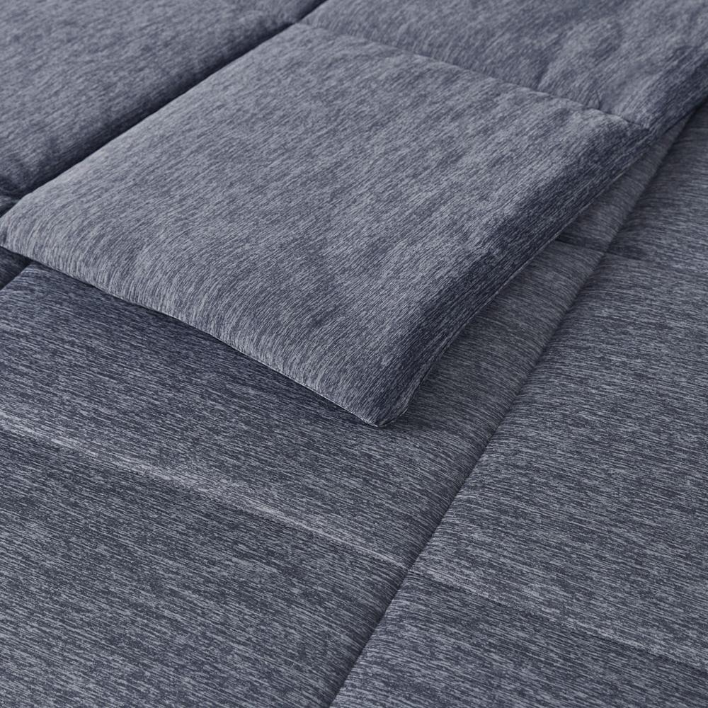 Oversized Down Alternative Comforter