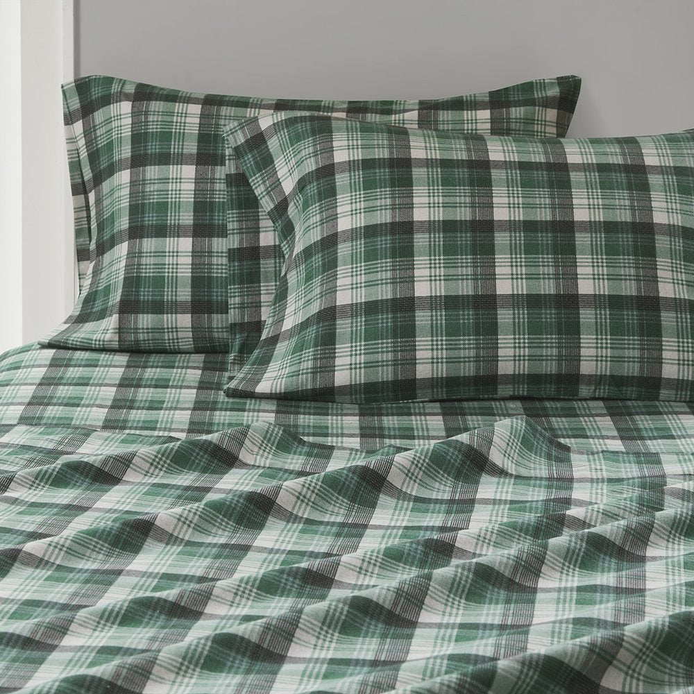 Cotton Flannel Sheet Set in Green Plaid