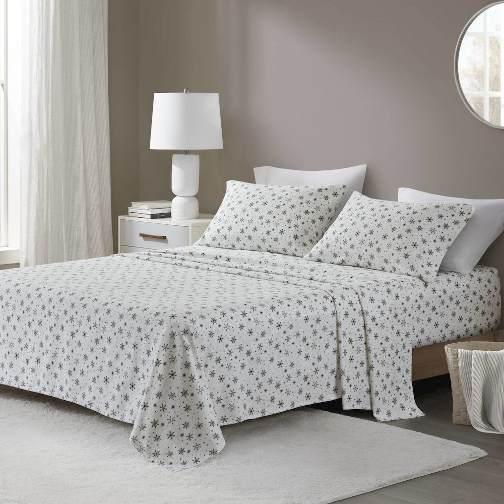 Cozy Flannel 100% Cotton Flannel Printed Sheet Set, Black Snowflakes color