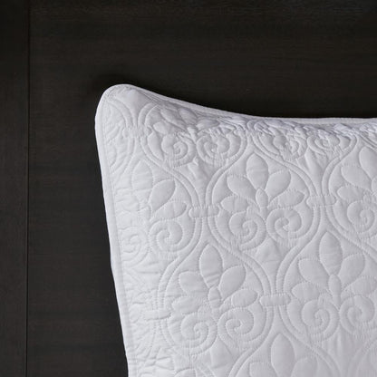Quebec 3 Piece Reversible Bedspread Set, White color