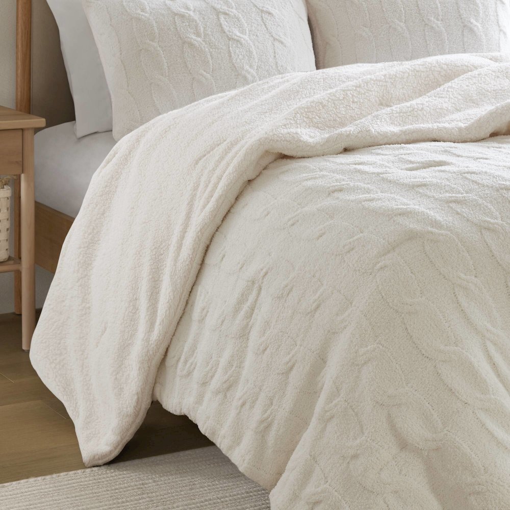 Riordan Cable Knit Chenille Comforter Set, Ivory color