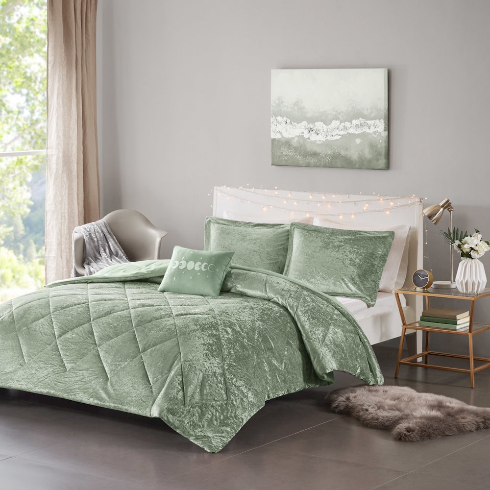 Felicia Velvet Comforter Set with Throw Pillow in Green Color