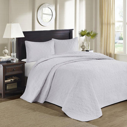 Quebec 3 Piece Reversible Bedspread Set, White color