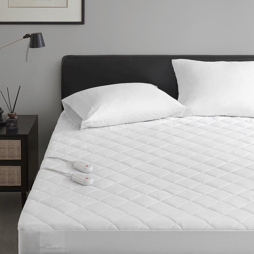 Embossed Microfiber Heated Mattress Pad in White