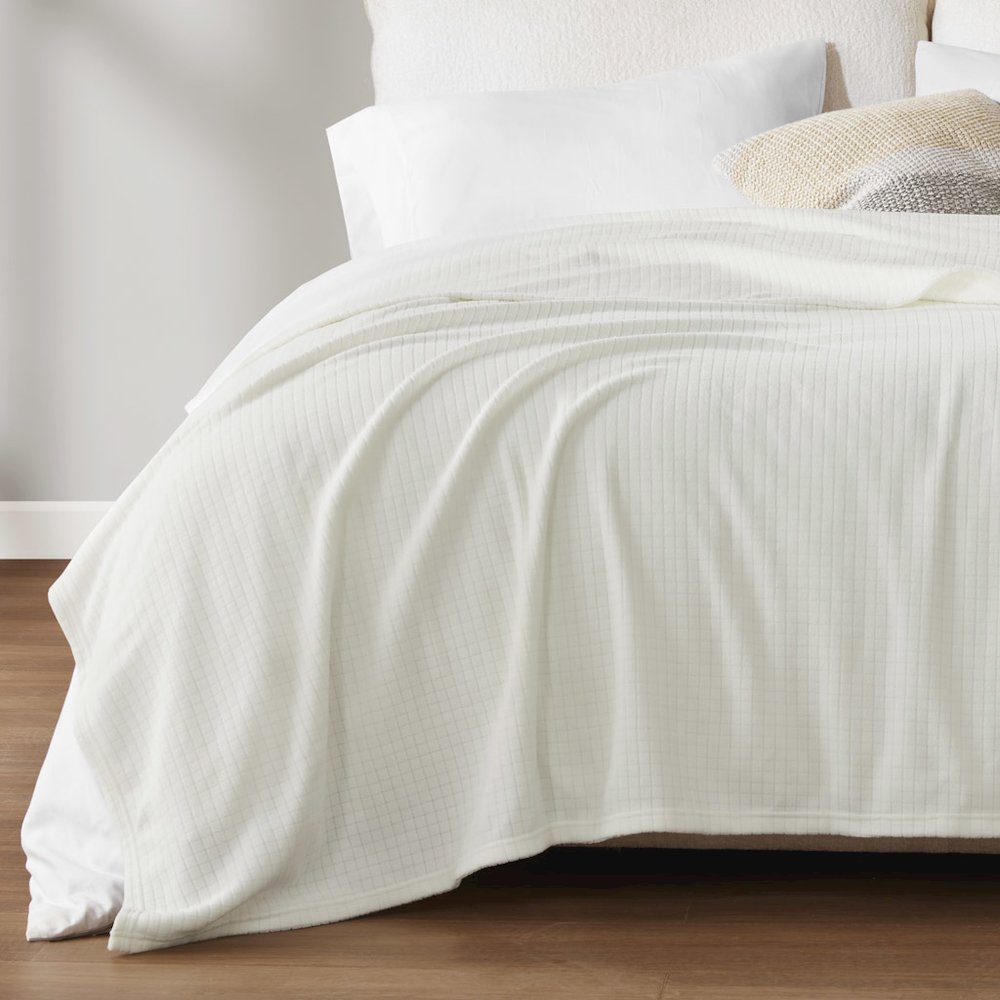 Microfleece Blanket in Ivory Color