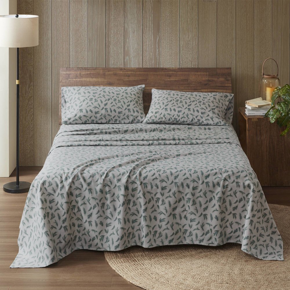 Flannel 100% Cotton Flannel Printed Sheet Set, Pine Branches color