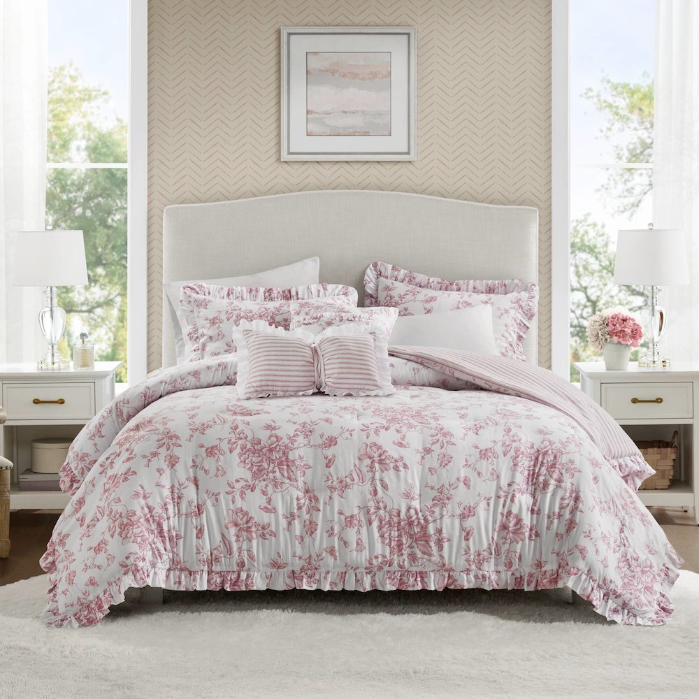 4 Pieces Comforter Set with Decorative Pillows