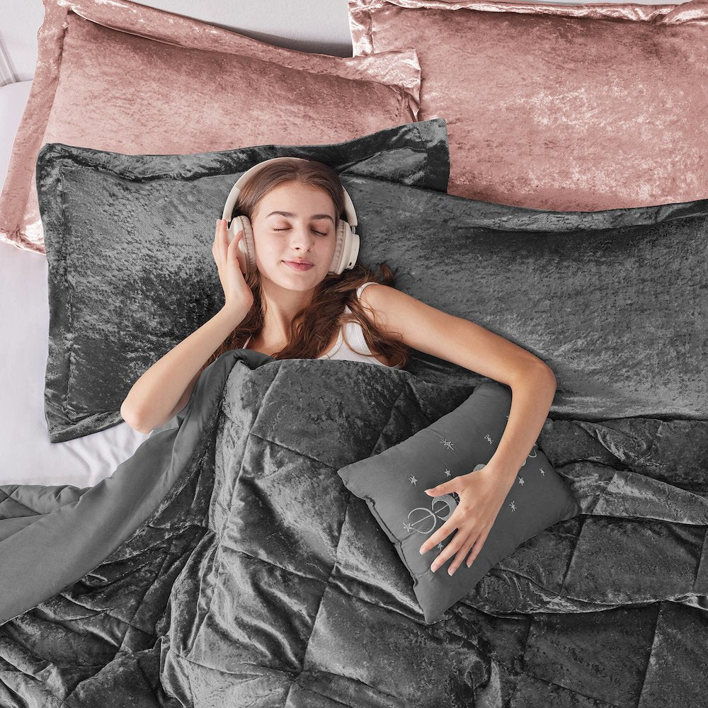 Felicia Velvet Comforter Set with Throw Pillow, Grey color
