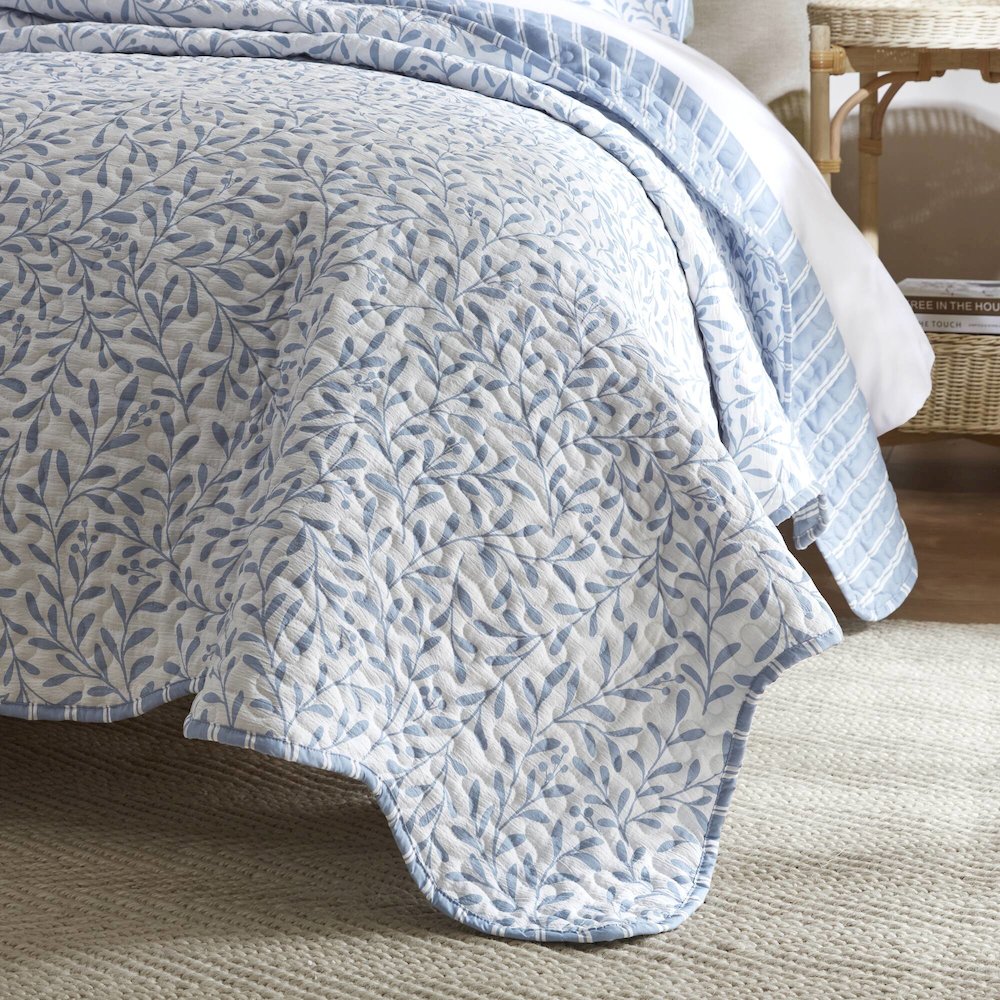 Darcy 3 Piece Print Quilt Set