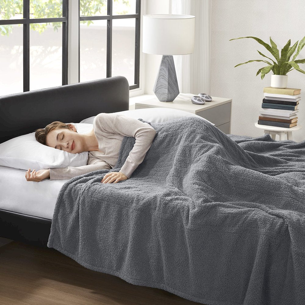 Dream Soft Heated Blanket, Grey color