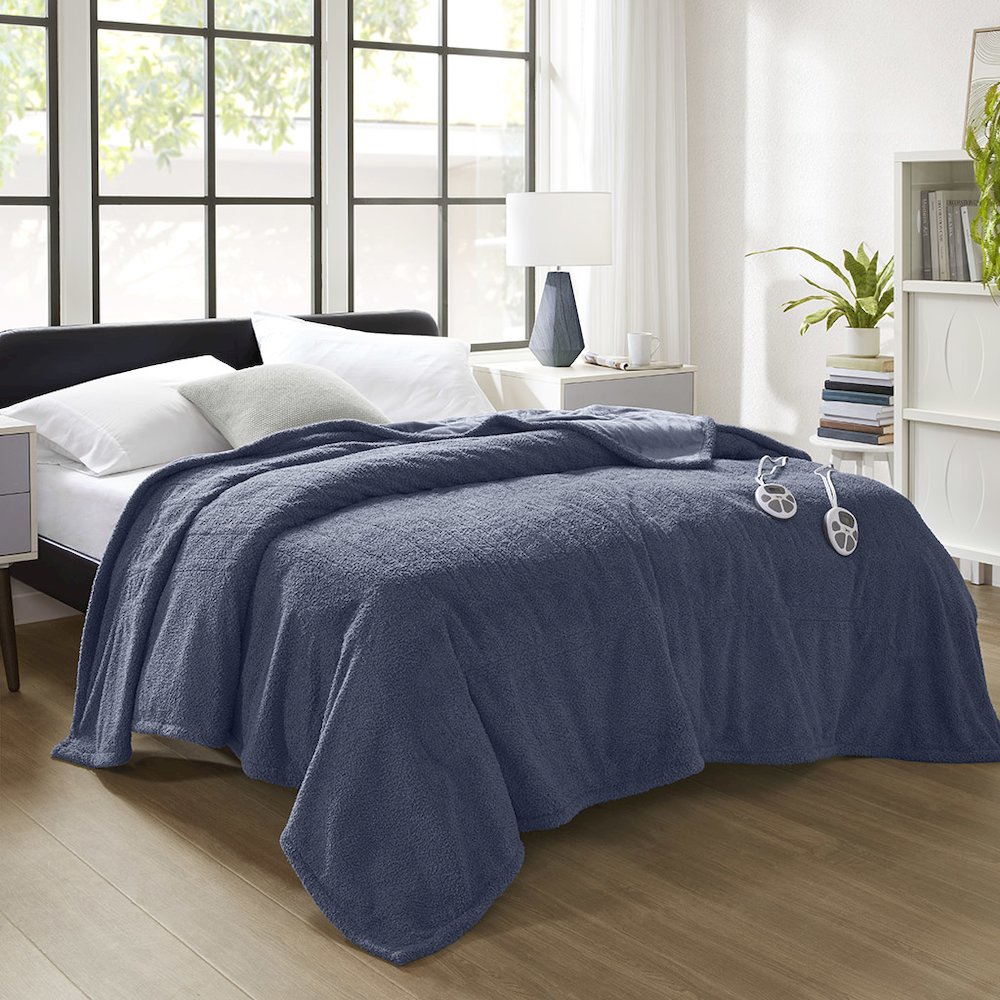 Dream Soft Heated Blanket, Navy color