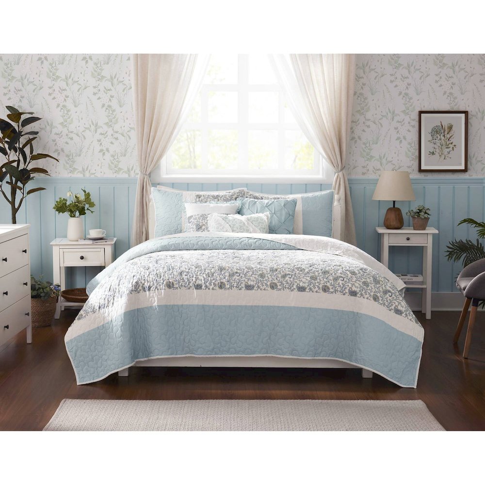 Dawn 6 Piece Cotton Percale Quilt Set with Throw Pillows
