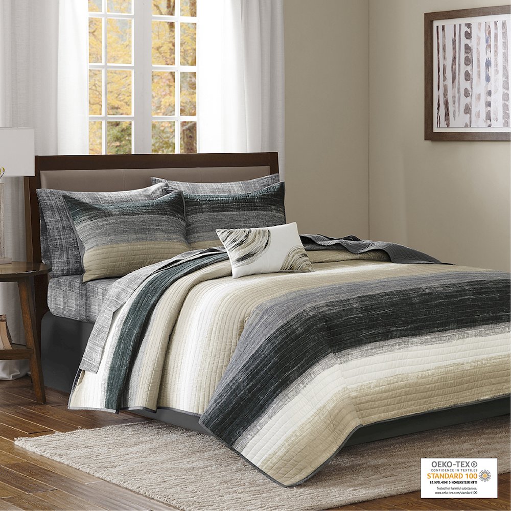 8 Piece Quilt Set with Cotton Bed Sheets