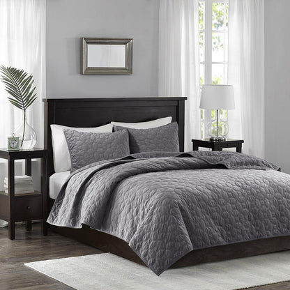Harper 3 Piece Velvet Quilt Set, Grey color