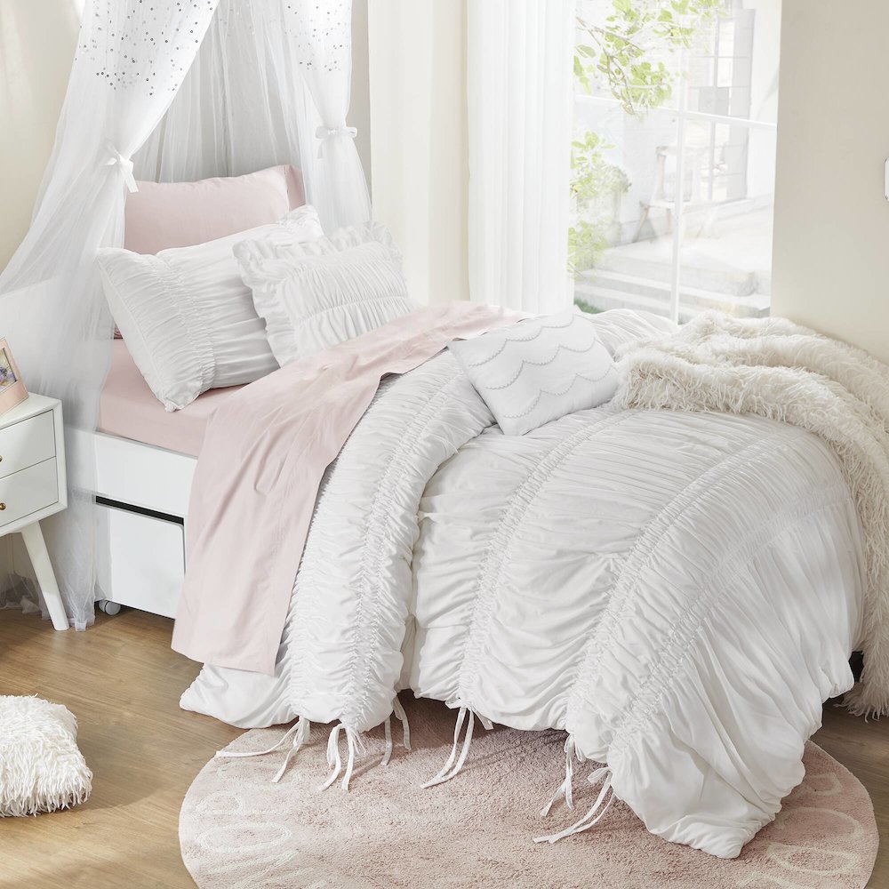 Ella Comforter Set