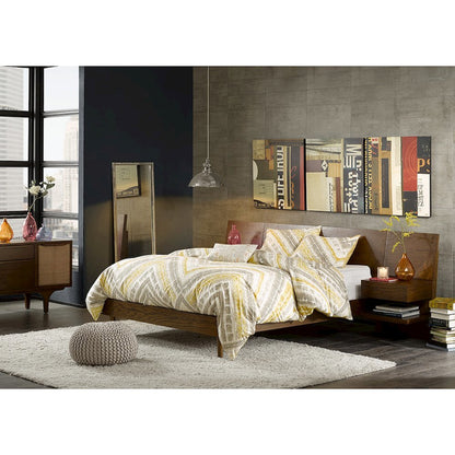 Bed with 2 Nightstands