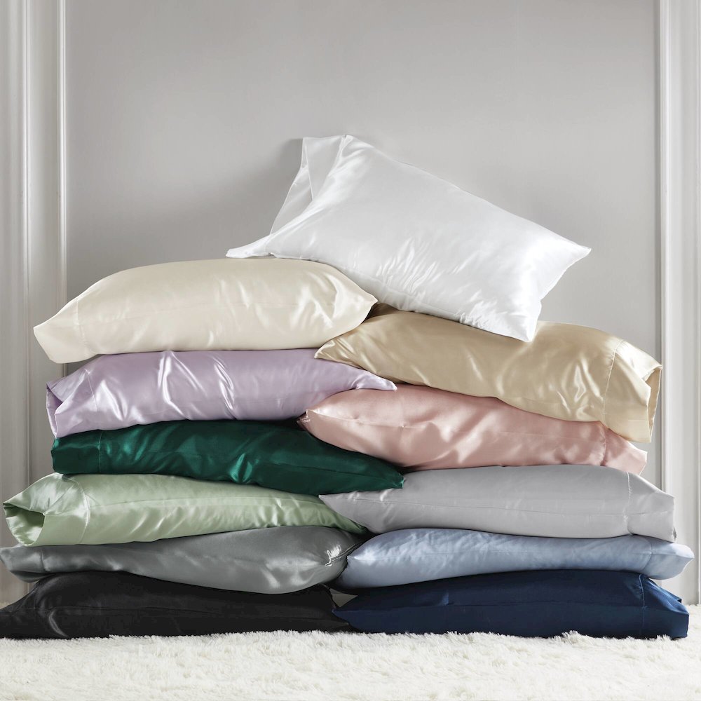 Satin Luxury 2 PC Pillowcases in Champagne