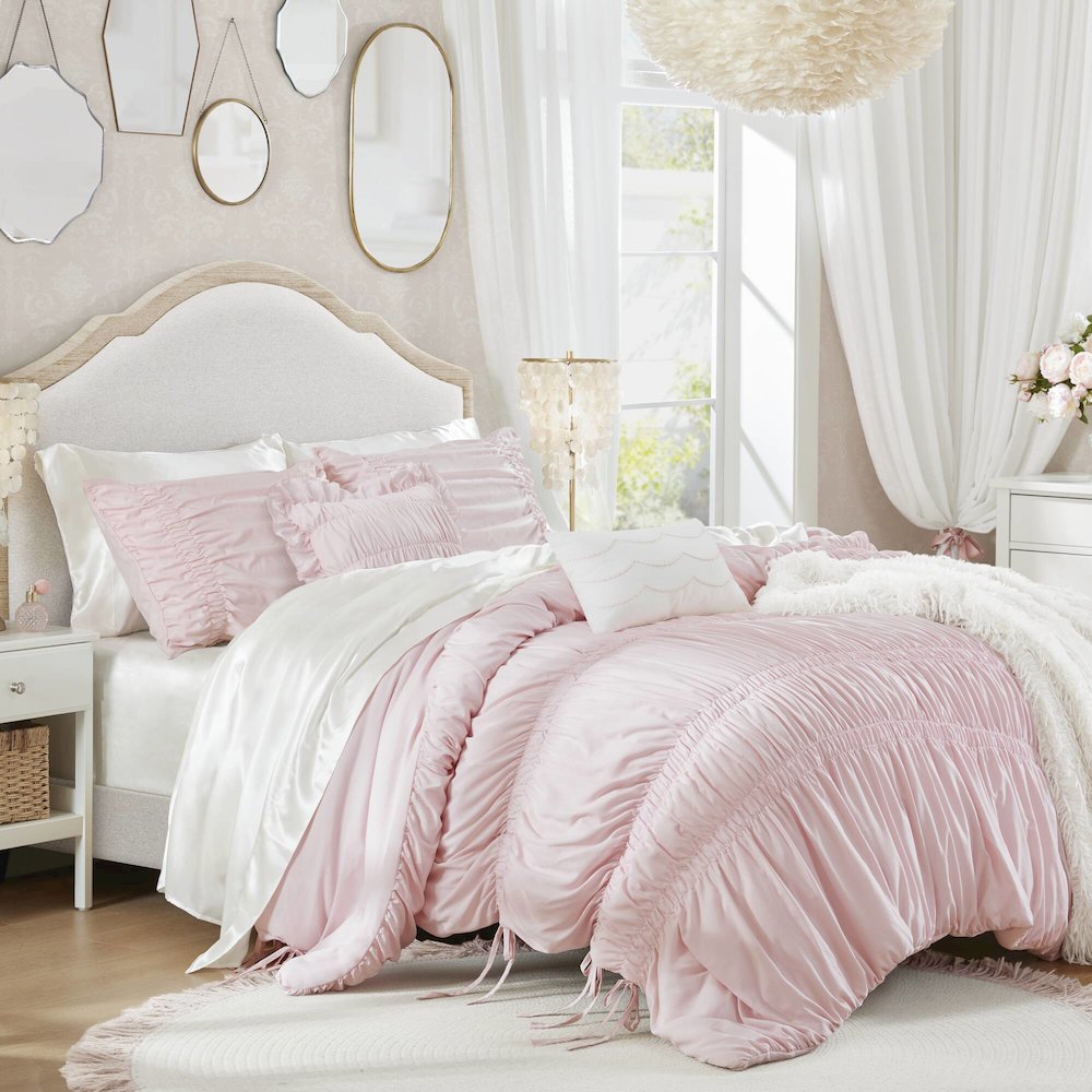 Ella Comforter Set