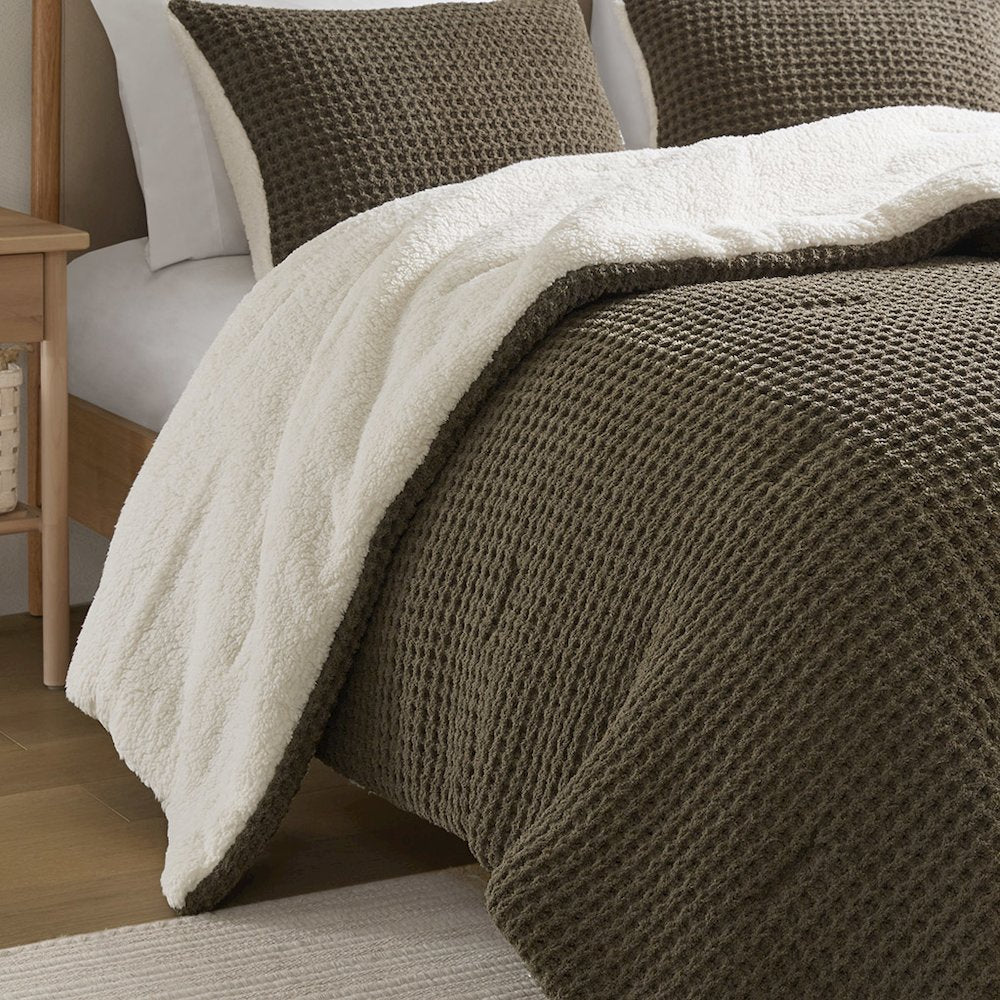 Riordan Waffle Knit Chenille Comforter Set in Brown Color