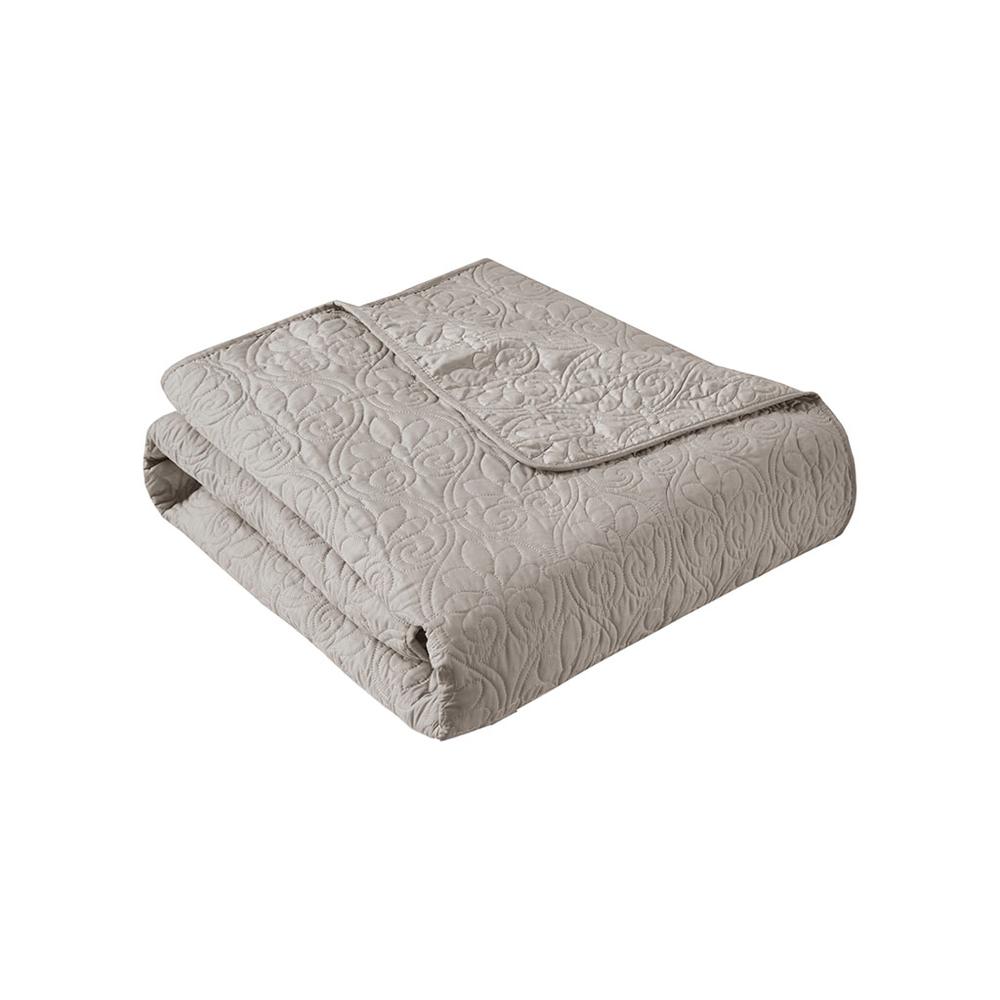 Quebec Oversized Quilted Throw, Khaki color