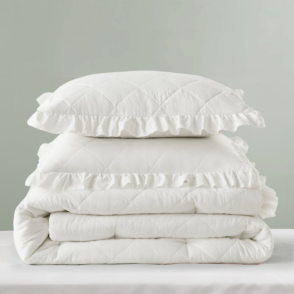 Diamond Quilted Ruffle Edge Comforter Set