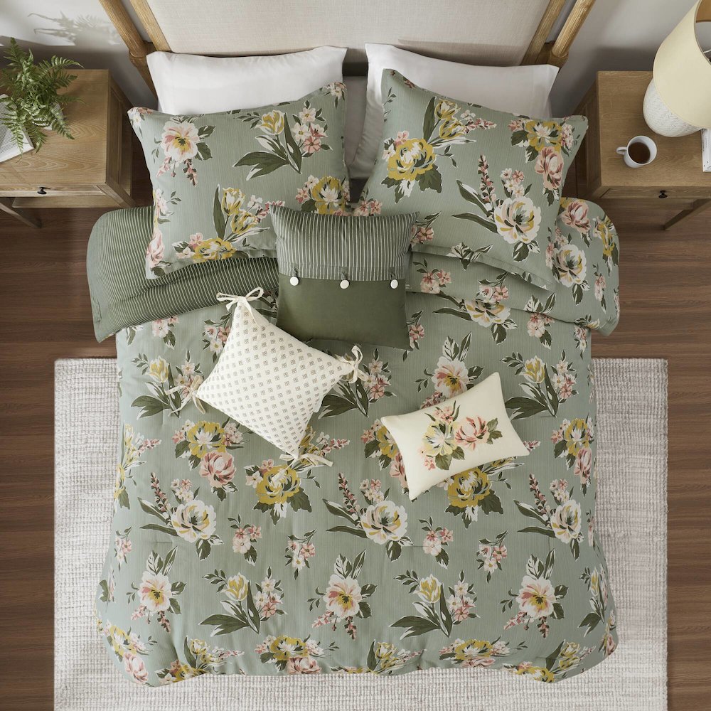 Salara Comforter Set