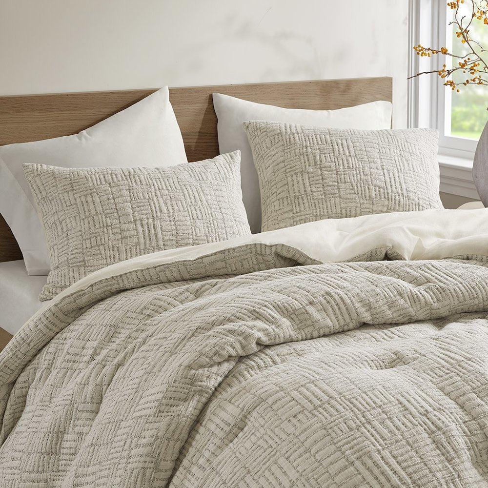 Harper Oversized Cotton Matelasse Comforter Set in Natural Color