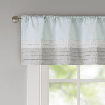 Polyoni Pintuck Valance