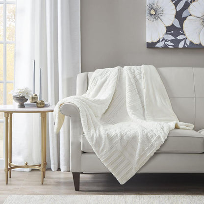 Ultra Plush Down Alternative Throw