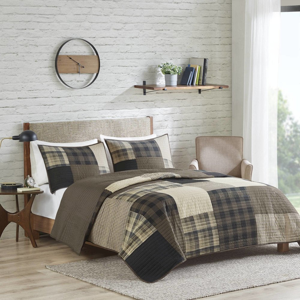 Winter Hills Oversized Cotton Quilt Set, Tan color