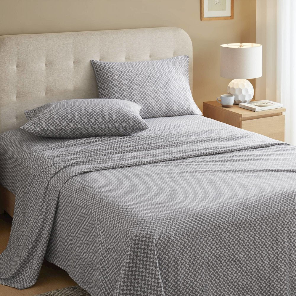 Cozy Flannel 100% Cotton Flannel Printed Sheet Set, Snowflake color