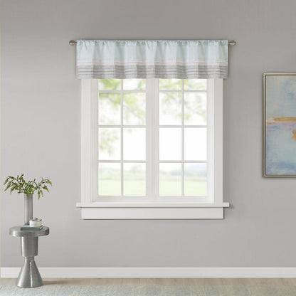 Polyoni Pintuck Valance