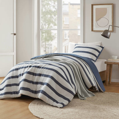 Merritt Yarn-dyed striped comforter, Blue color