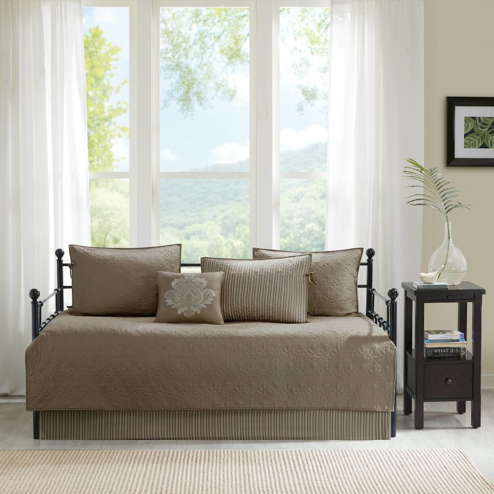 Quebec 6 Piece Reversible Daybed Cover Set
